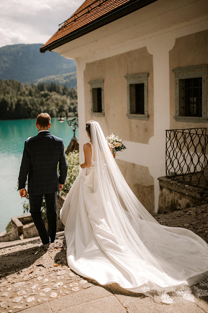 TOP TIPS FOR A WEDDING ABROAD 958583 8dc9137e963640938eb1aeb0cc285fdcmv2
