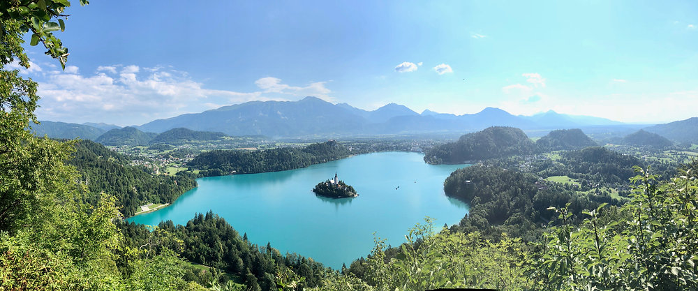 A FAIRY TALE TRIP TO LAKE BLED 958583 9640e10798a94a1fb84dd57f1a79f6d8mv2