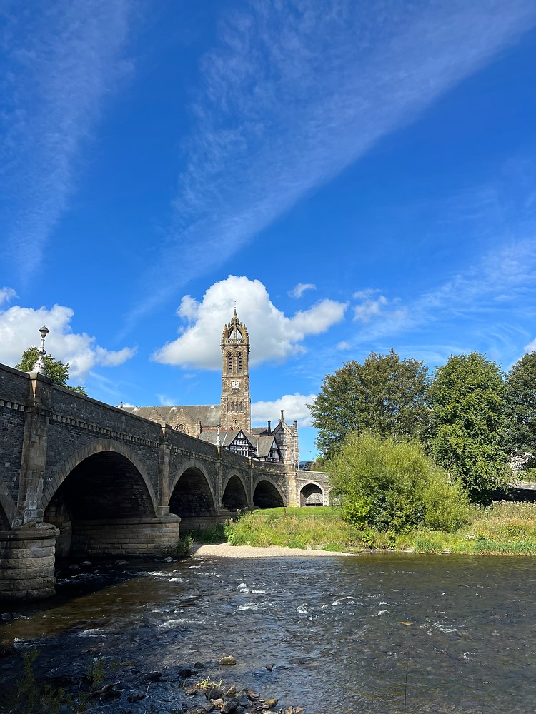 A WEEKEND IN THE SCOTTISH BORDERS 958583 F8b309938c3d480692c09369f5dc5e06mv2