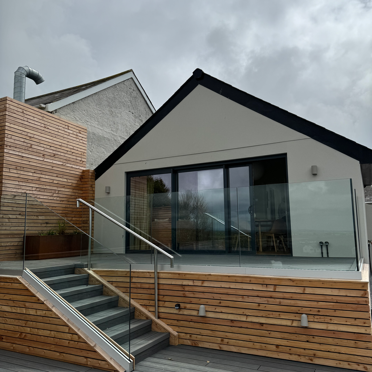5 DAYS IN CORNWALL Cottage decking