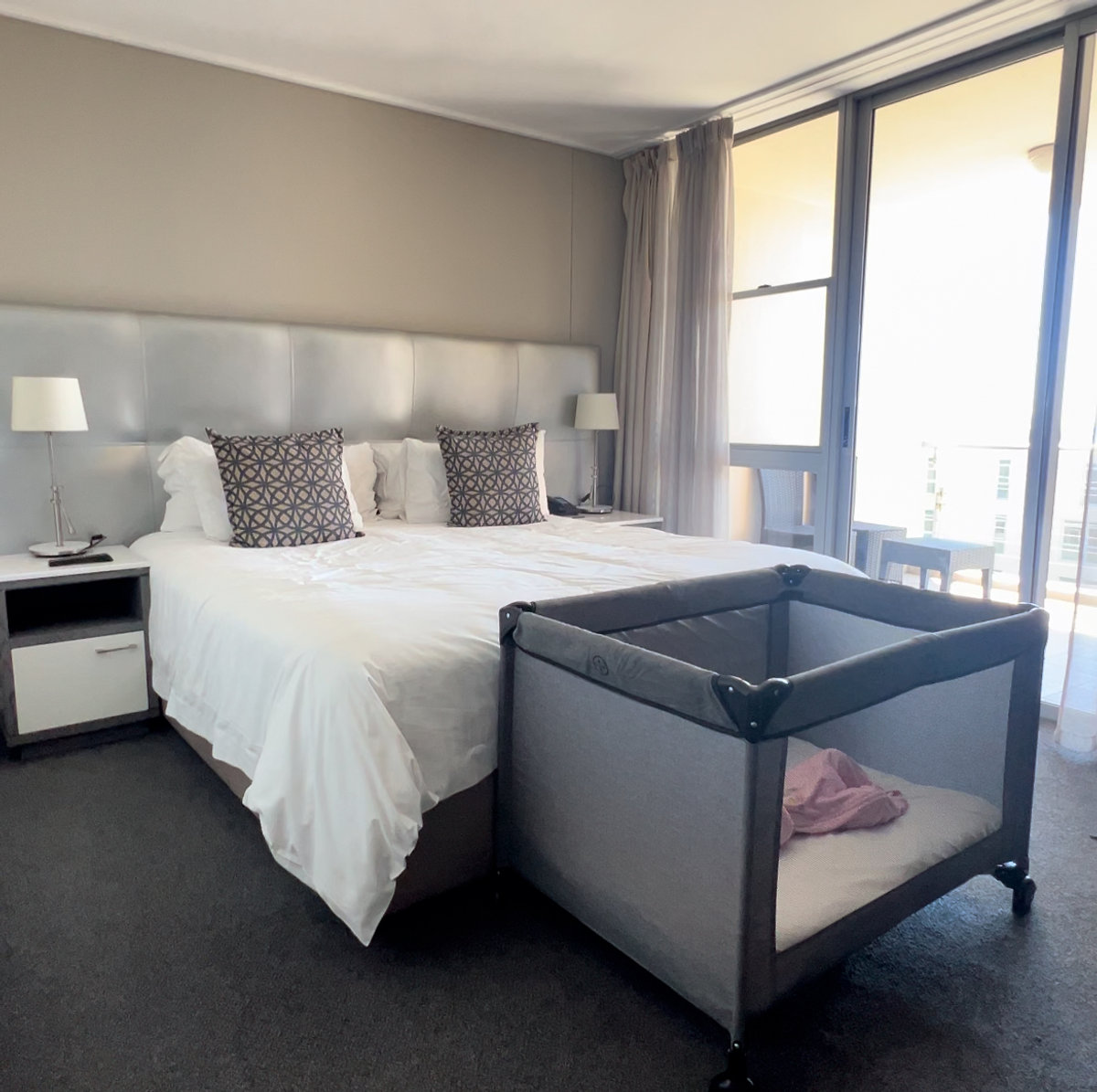 BEST THINGS TO DO IN CAPE TOWN bedroom view