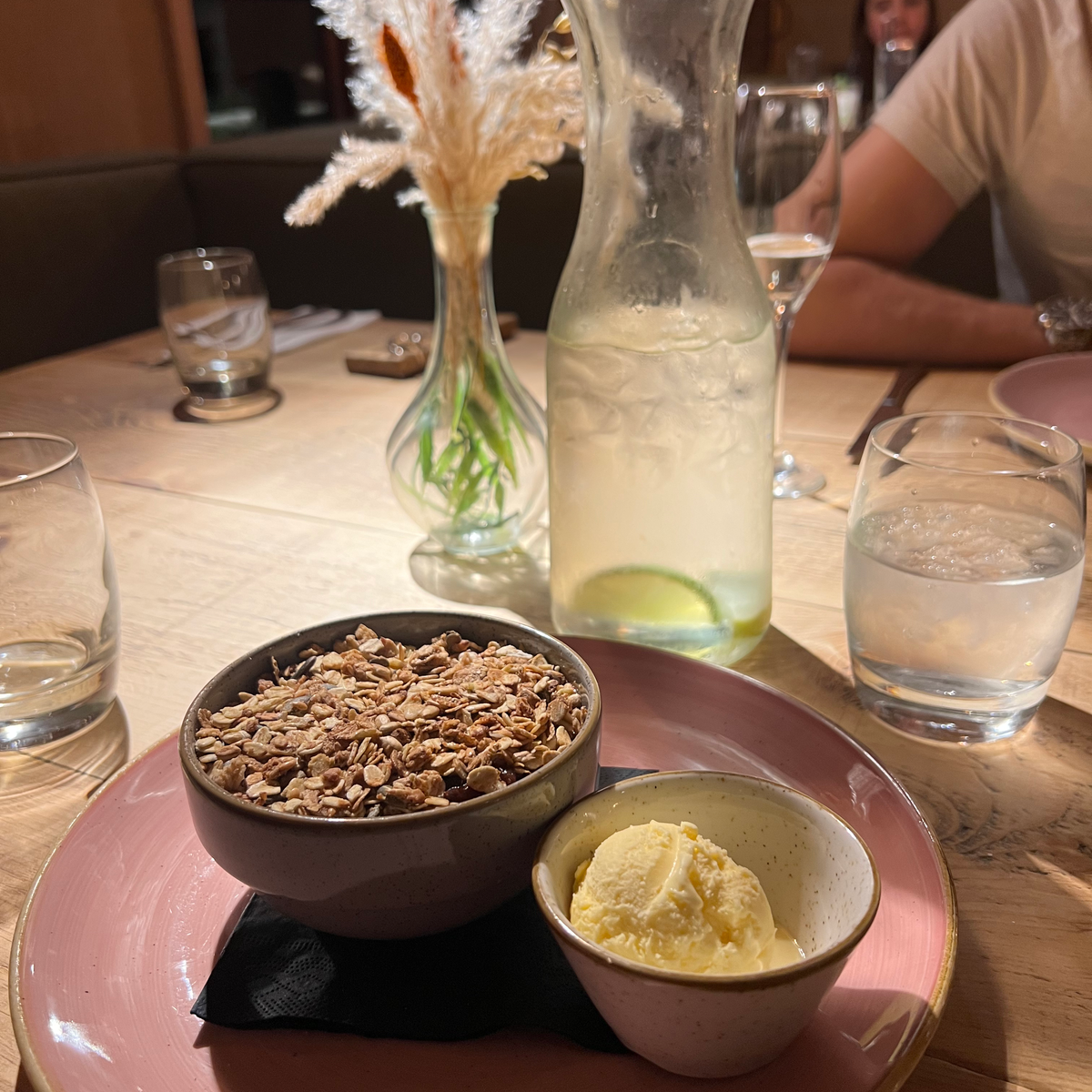 WHAT TO DO IN BARNARD CASTLE Berry granola crumble