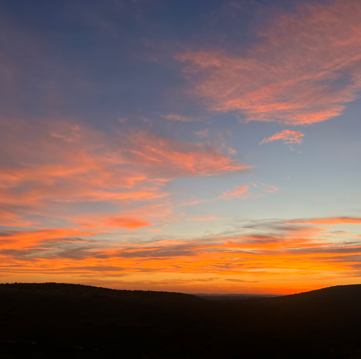 CAPE TOWN AND GARDEN ROUTE ITINERARY African sunset
