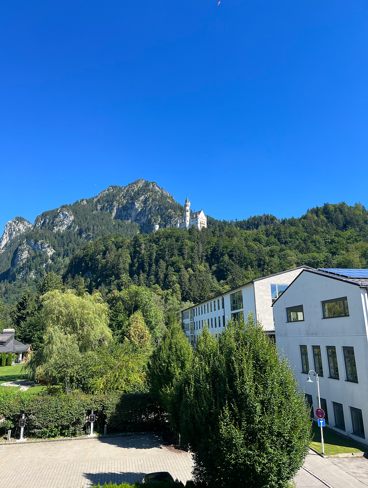 48 HOURS IN HOHENSCHWANGAU View of Neuschwanstein castle