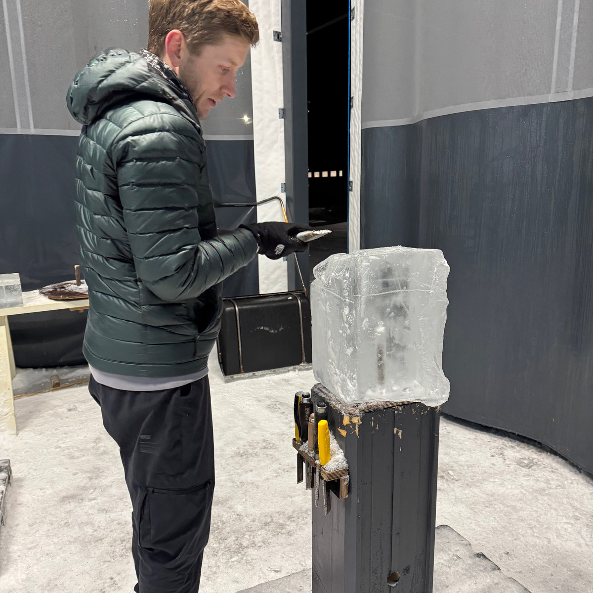ice sculpting